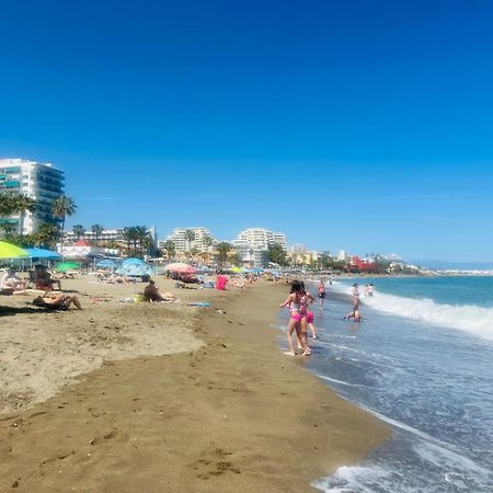 Luxury Beachfront Apartment In Benalmadena Costa Benalmádena Exterior foto
